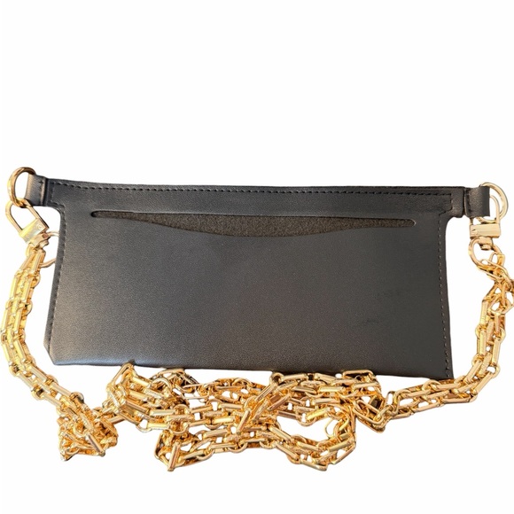 Ferragamo Gancini Embossed Red Long Wallet W/Unbranded Chain Insert (A352) - Picture 11 of 11